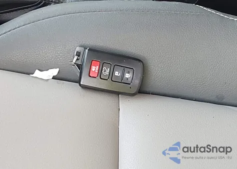 2015 Toyota Rav4 Limited из США, поврежденный, VIN JTMDFREV7FD131470